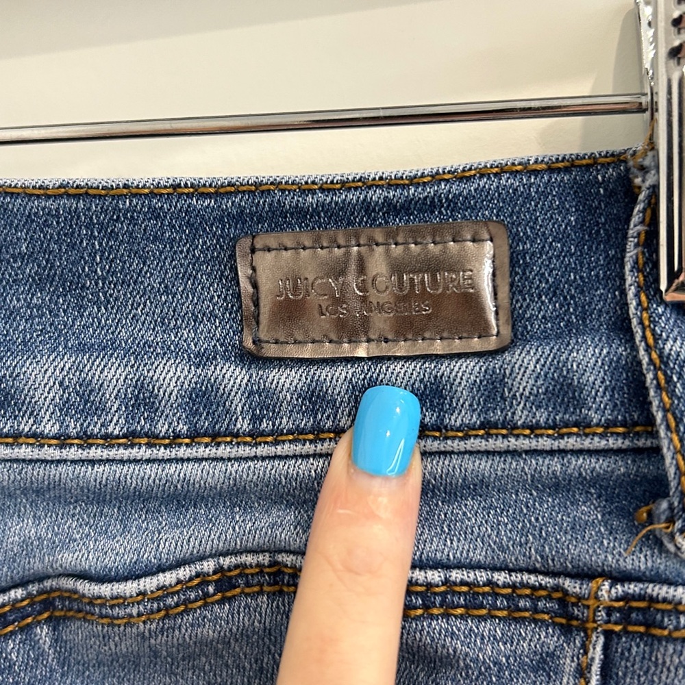 Juicy Couture Cuffed Stretch Denim Bermuda shorts |Size 12 - Picture 7 of 9